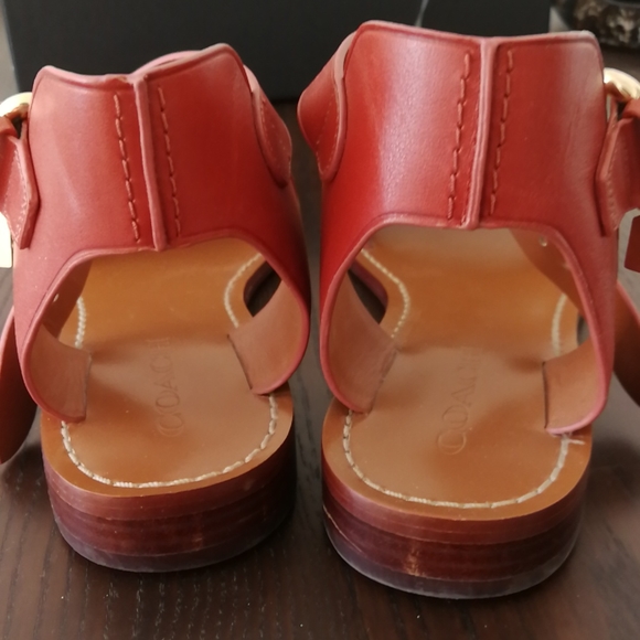 Coach Sandal - Picture 4 of 8